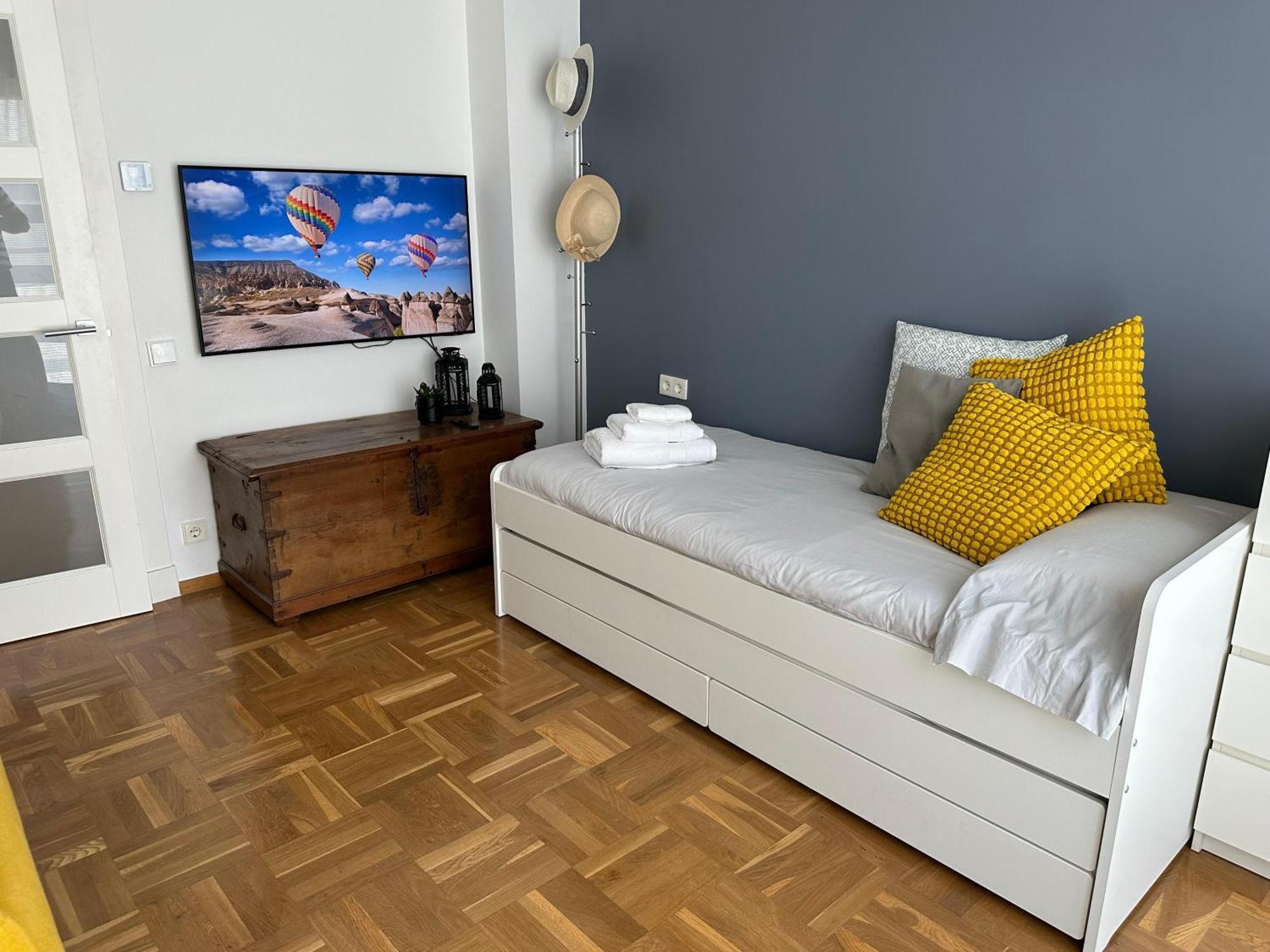 The Penthouse Apartment Алмерия Екстериор снимка