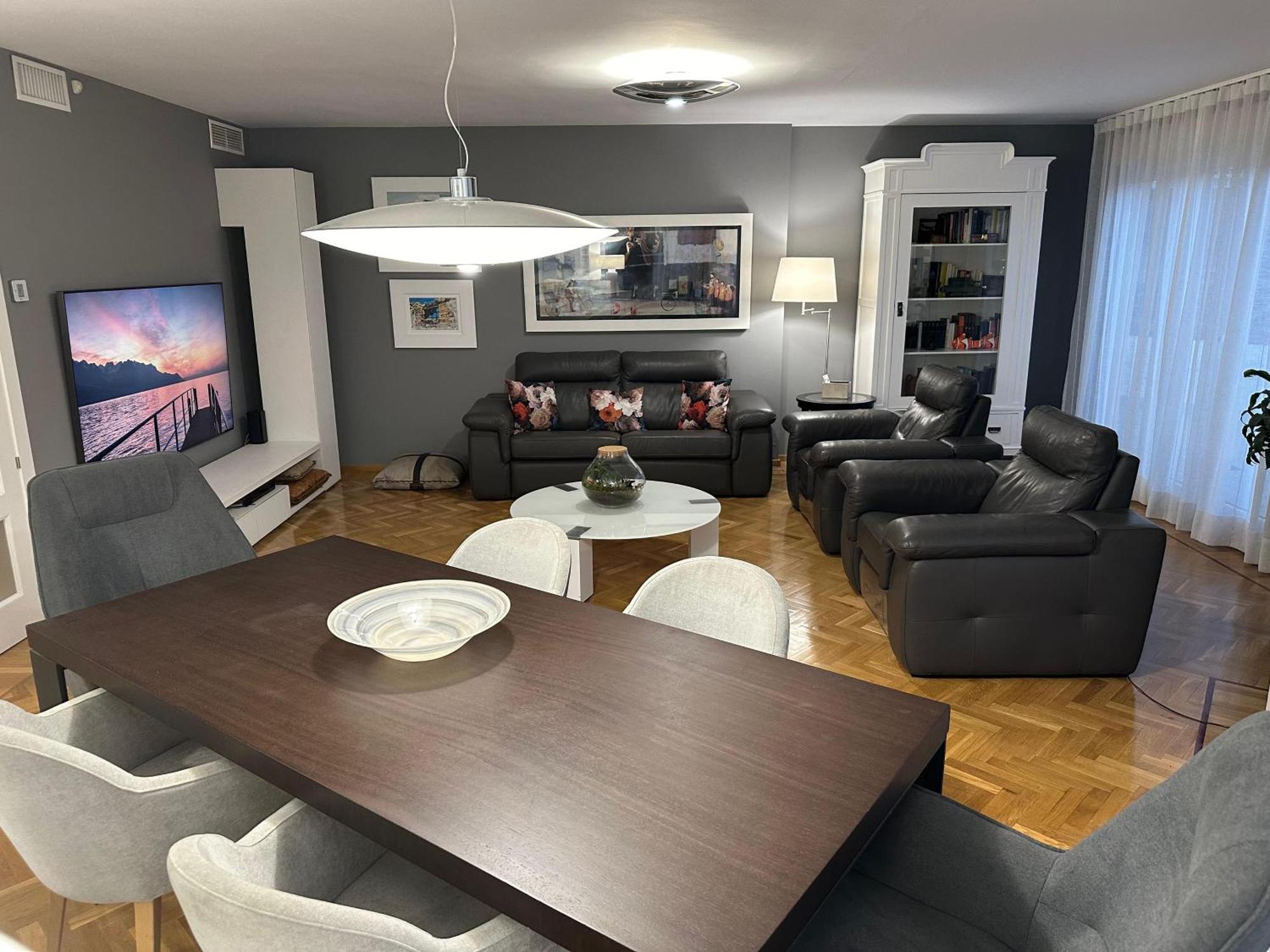 The Penthouse Apartment Алмерия Екстериор снимка