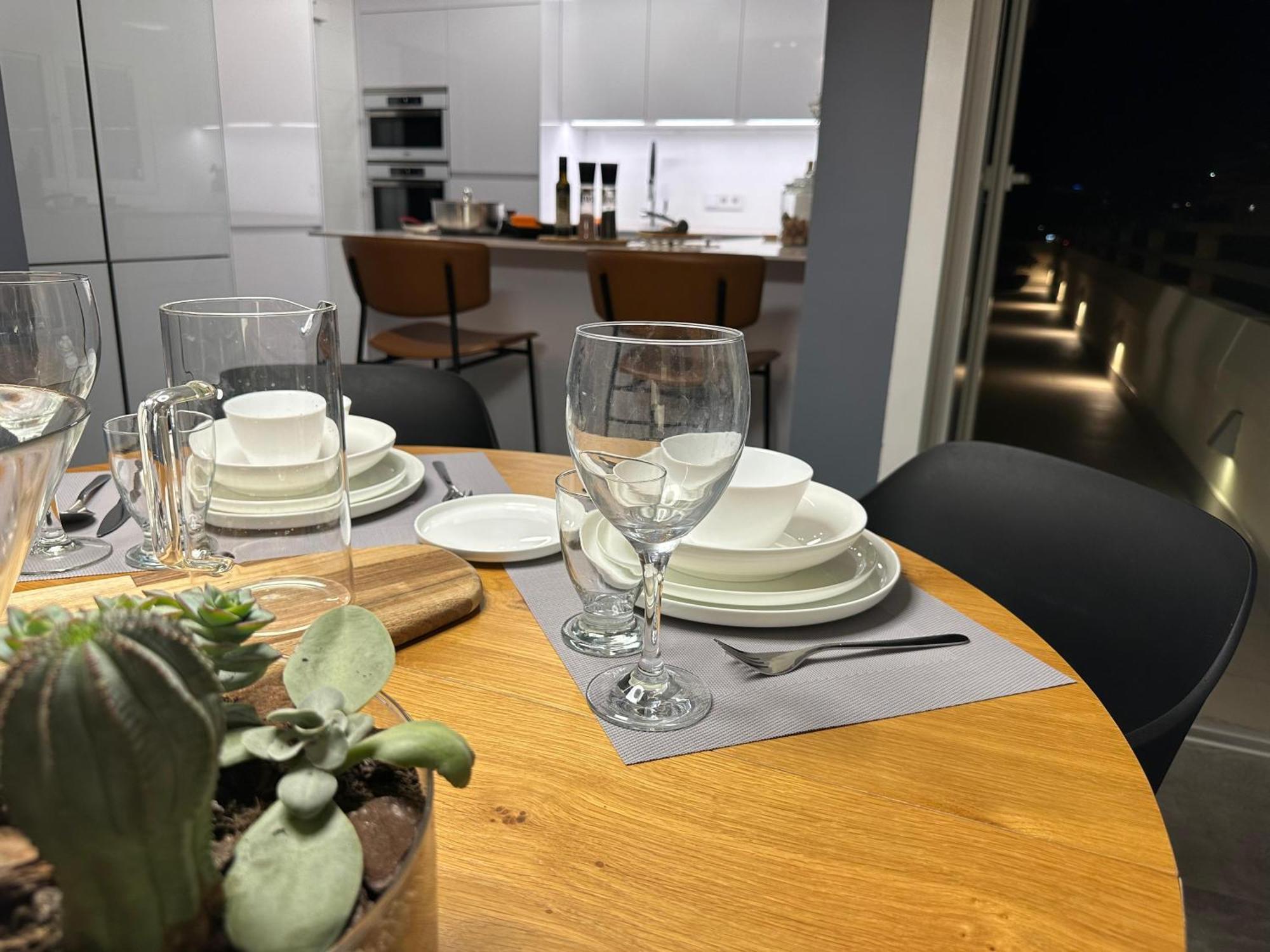 The Penthouse Apartment Алмерия Екстериор снимка