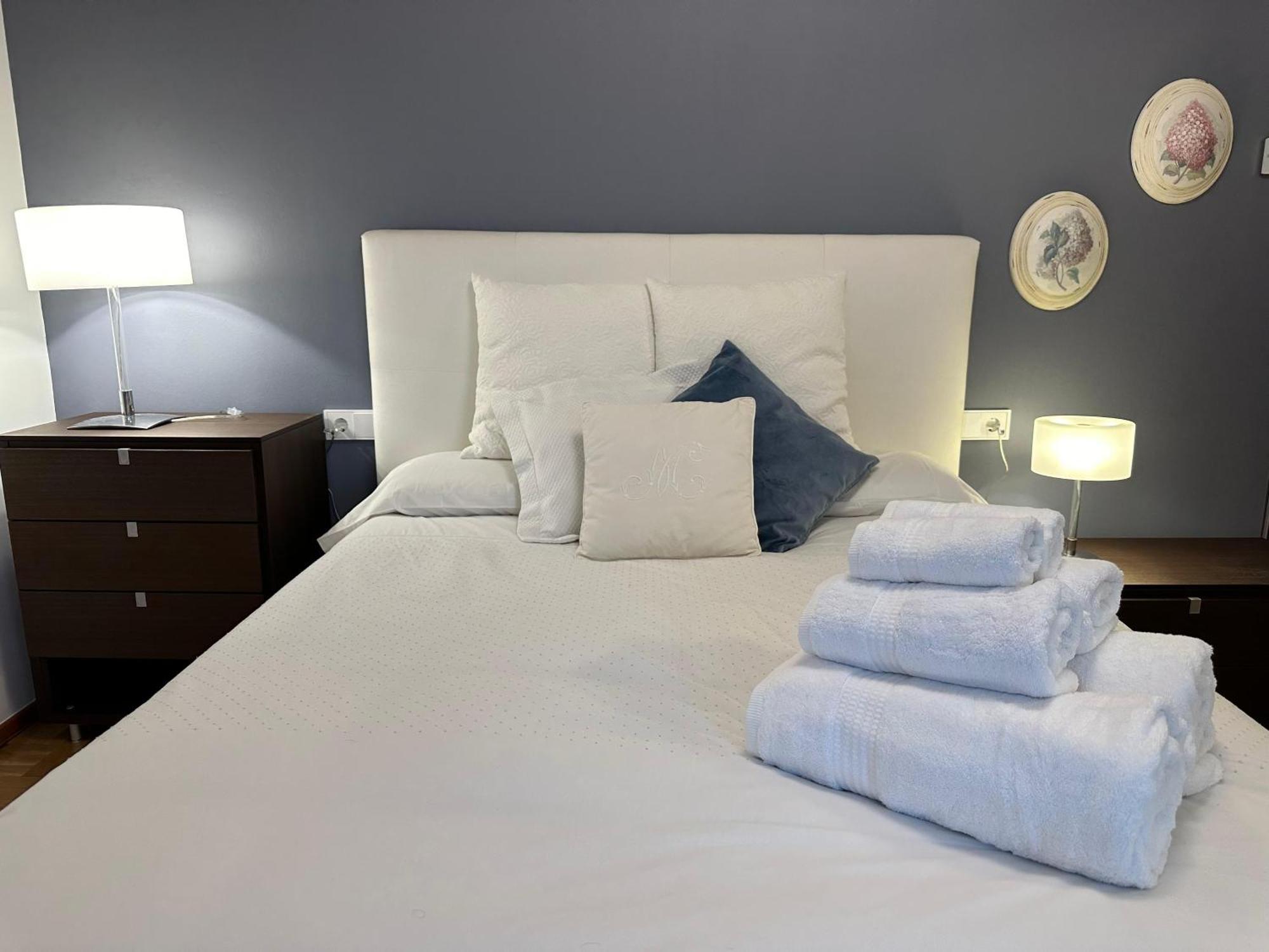 The Penthouse Apartment Алмерия Екстериор снимка