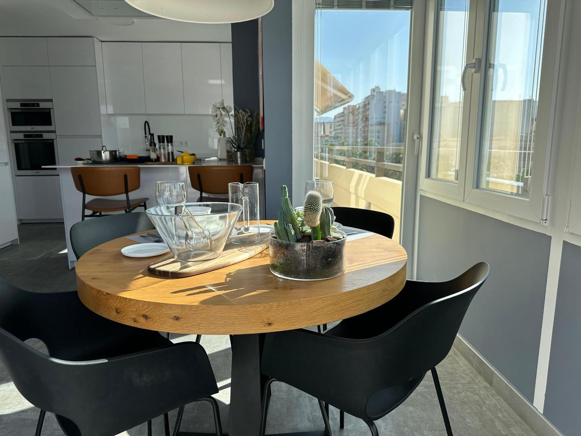 The Penthouse Apartment Алмерия Екстериор снимка